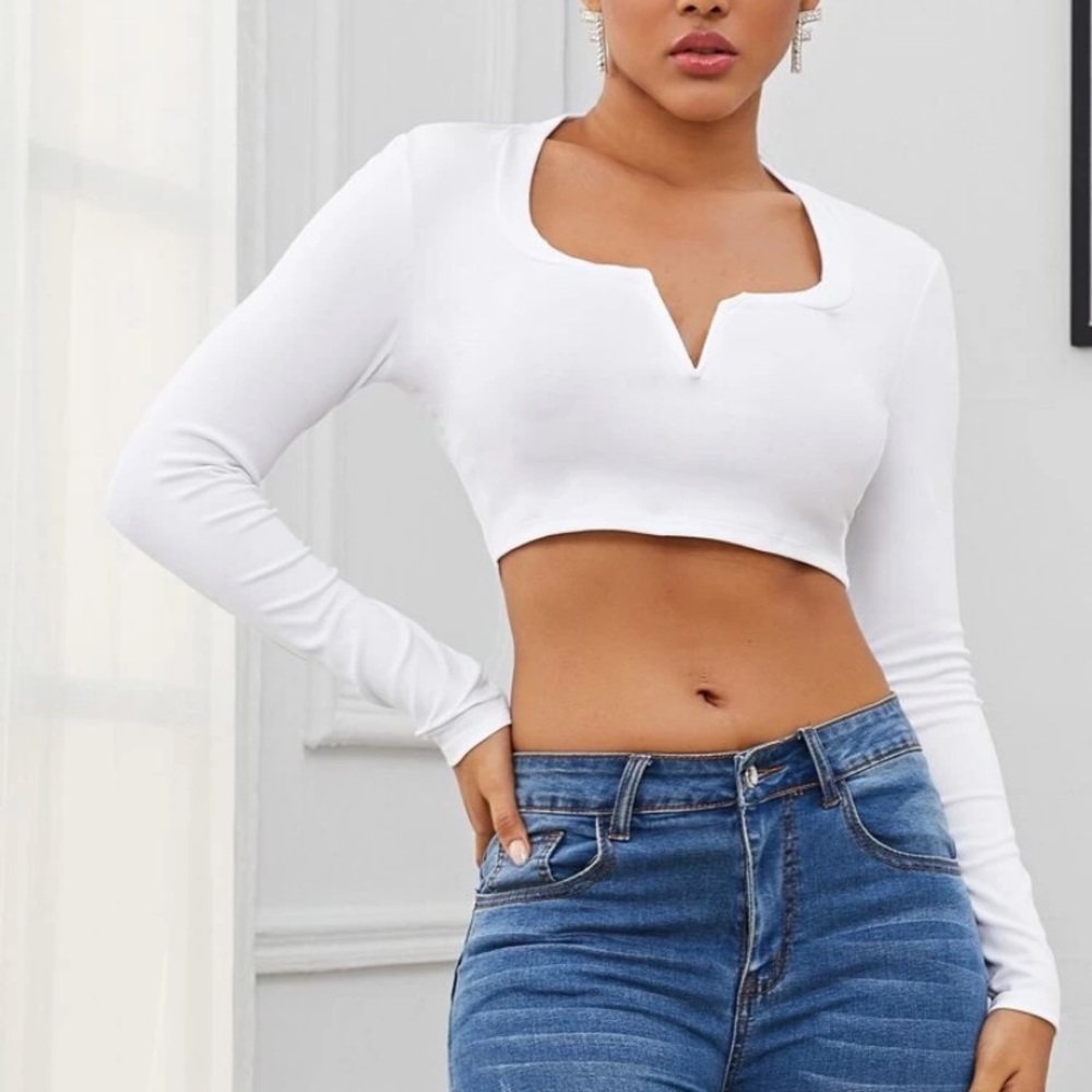 white long sleeve crop top